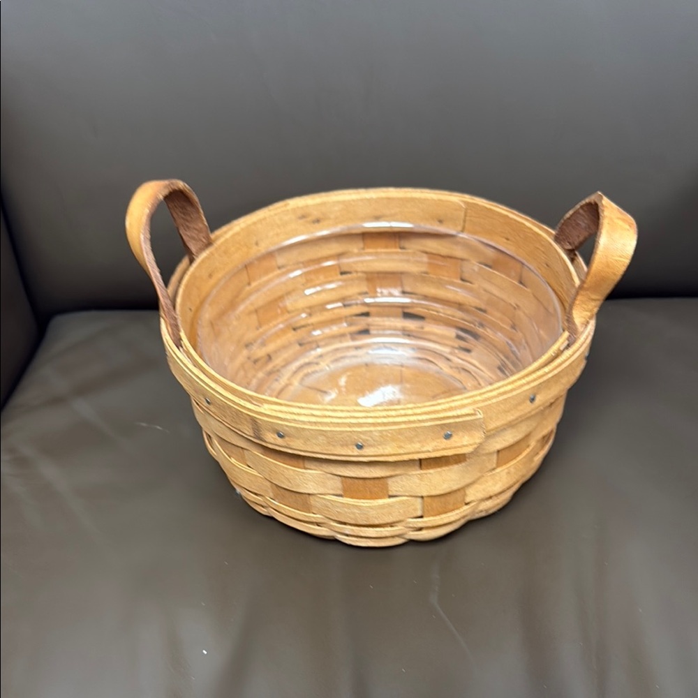 1994 Signed Small Darning Longaberger Woven Tan Basket with Handles with Insert